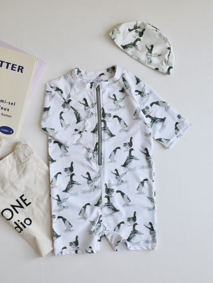 ベビー用水着 zip-up swimsuit duck duck / 80 ボーイズ水着 半袖つなぎスイムウェア ラッシュガード【mh0009354】