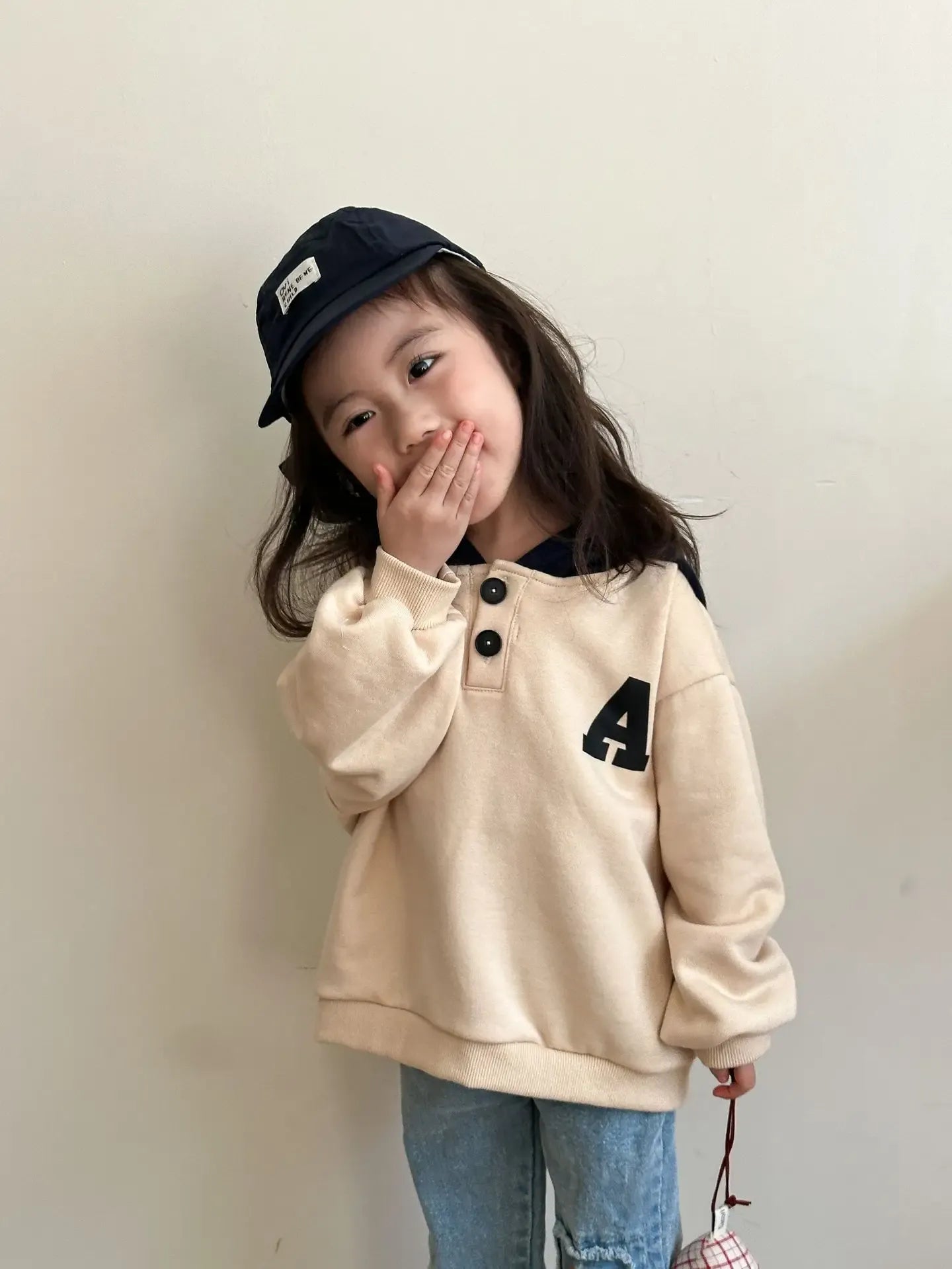 長袖Tシャツ キッズトップス フーディ袖スウェットシャツ アルファベットワンポイント アプリコット/グレー/2カラー