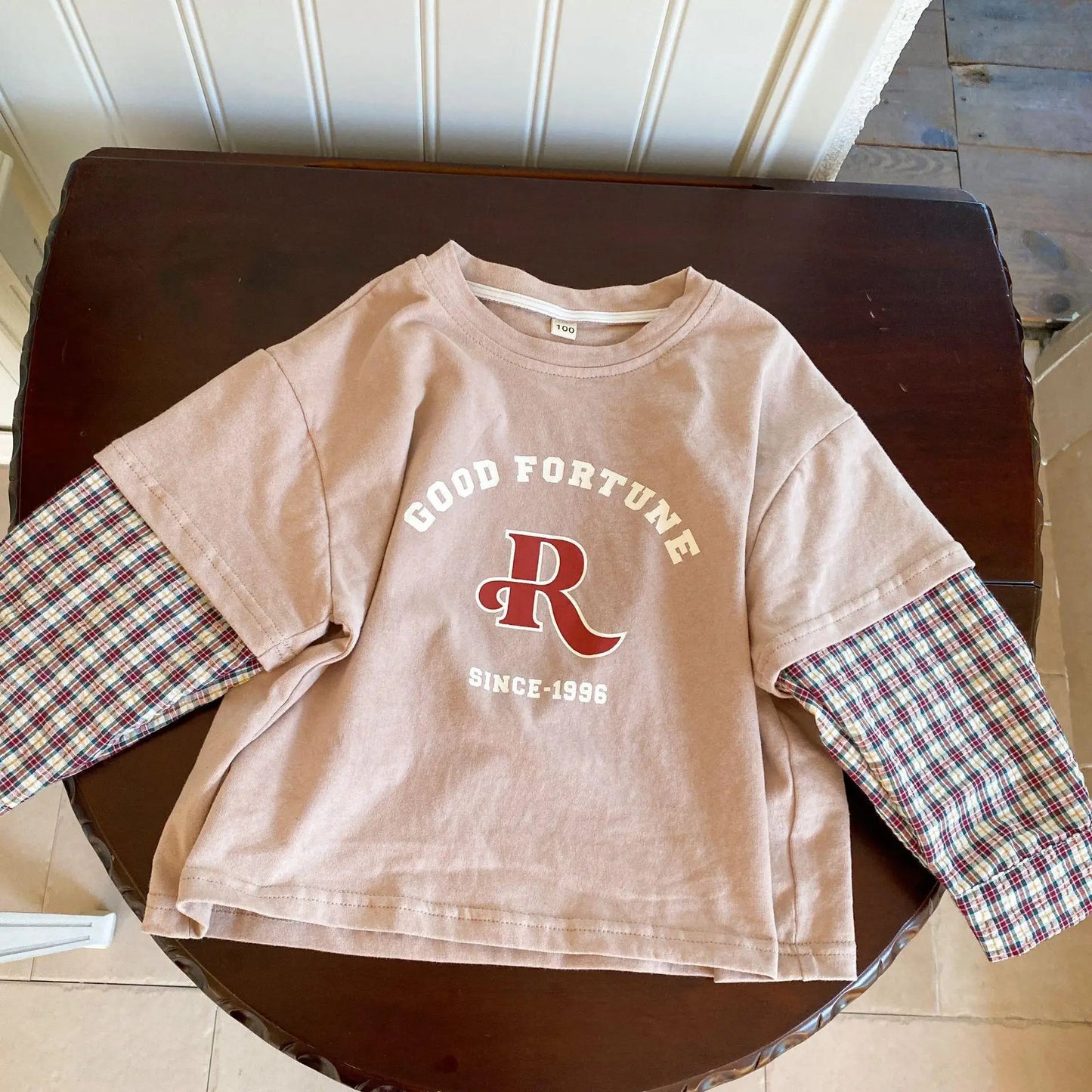 長袖Tシャツ apricot / 12M  80cm キッズトップス 長袖ドッキングTシャツ 袖パッチワーク レターロゴ 2カラー