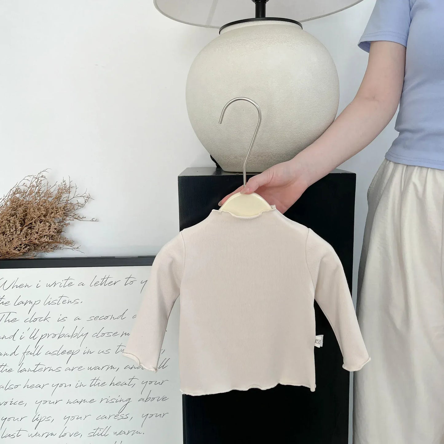 長袖Tシャツ Apricot / 6M  66CM ベビートップス フリルハイネックシンプルベーシック長袖Tシャツ【mh0008703】