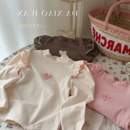 長袖Tシャツ Beige / 90cm 1-2y キッズトップス ハート刺繍ショルダーフリル長袖Tシャツ 3カラー【mh0007540】