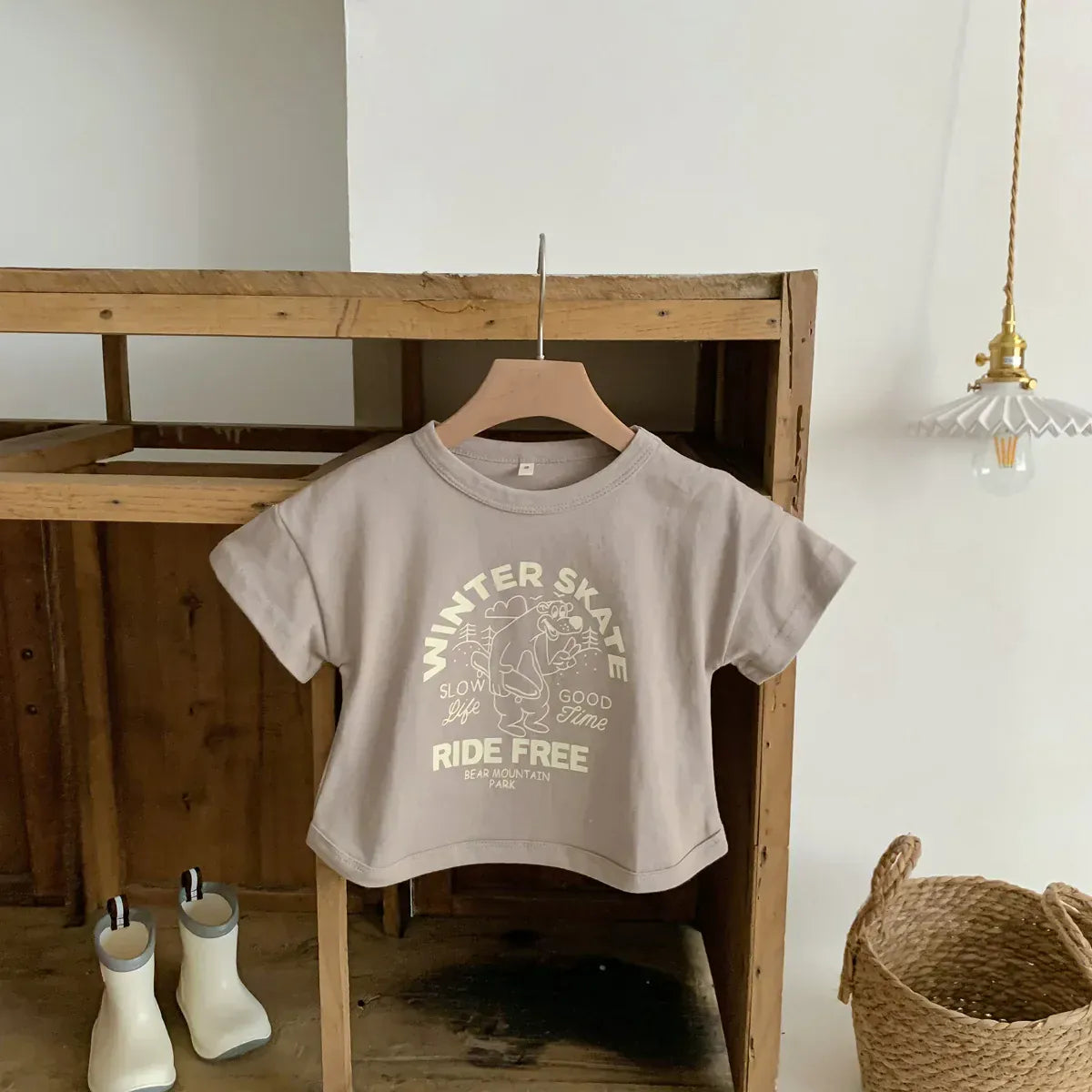 半袖Tシャツ Brown / 12M 80cm キッズトップス 半袖プリントTシャツ ベアくまスケート 2カラー【mh0005187】