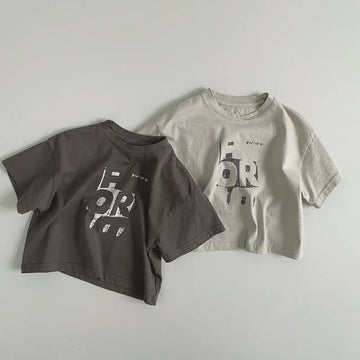 半袖Tシャツ キッズトップス 半袖Tシャツ ブロックレターロゴプリント 2カラー