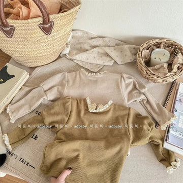 長袖Tシャツ キッズカットソー ニットTシャツ レースフリル 長袖パフスリーブ 裏フリース 2カラー ガールズ 女の子 子供服