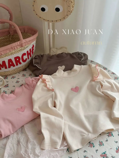 長袖Tシャツ キッズトップス ハート刺繍ショルダーフリル長袖Tシャツ 3カラー【mh0007540】