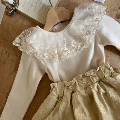 長袖Tシャツ ベビートップス 長袖Tシャツ レース刺繍襟 アプリコット【mh0006379】