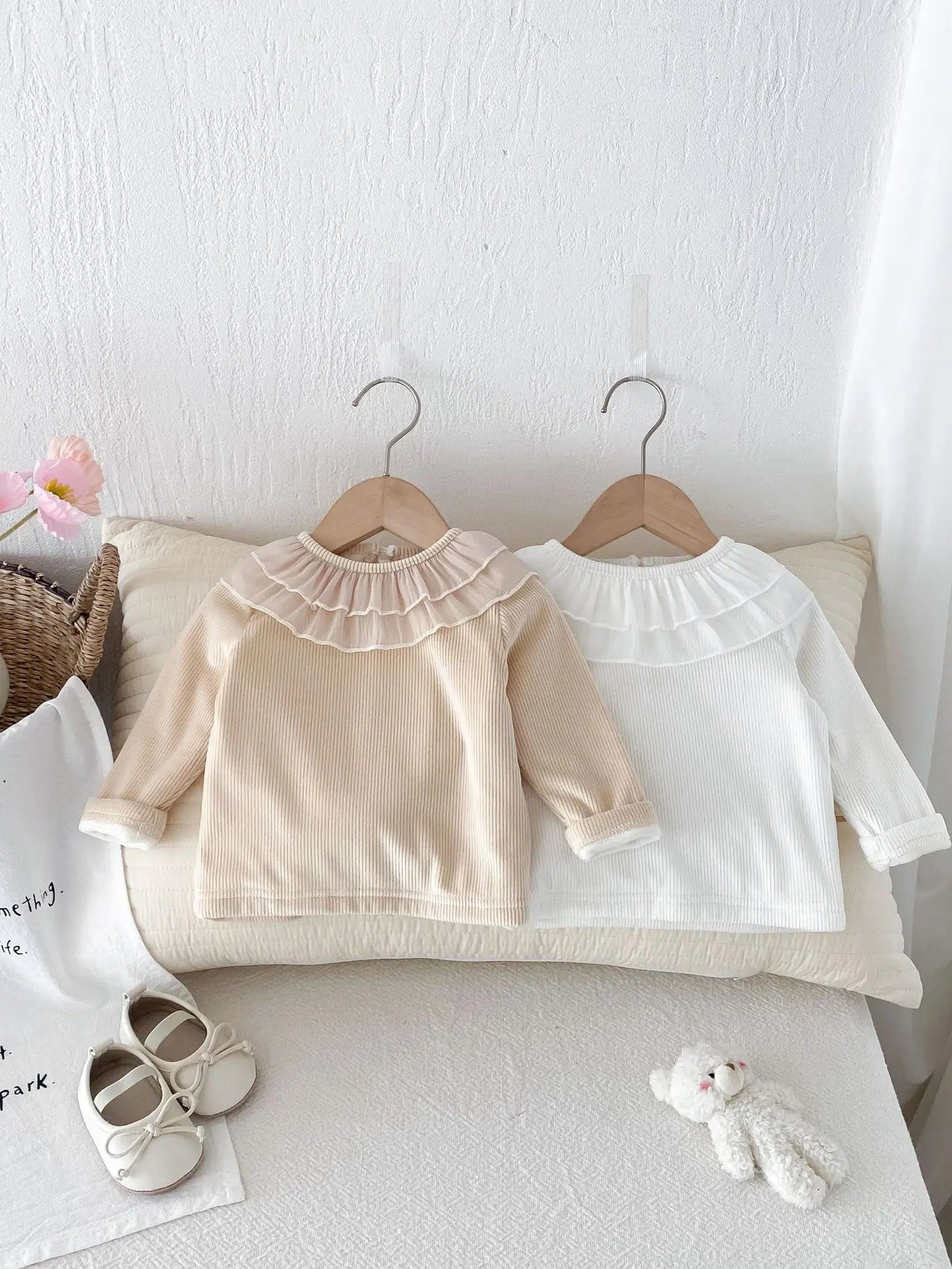 長袖Tシャツ ベビートップス ダブルラッフル襟裏フリース長袖Tシャツブラウス【mh0008206】