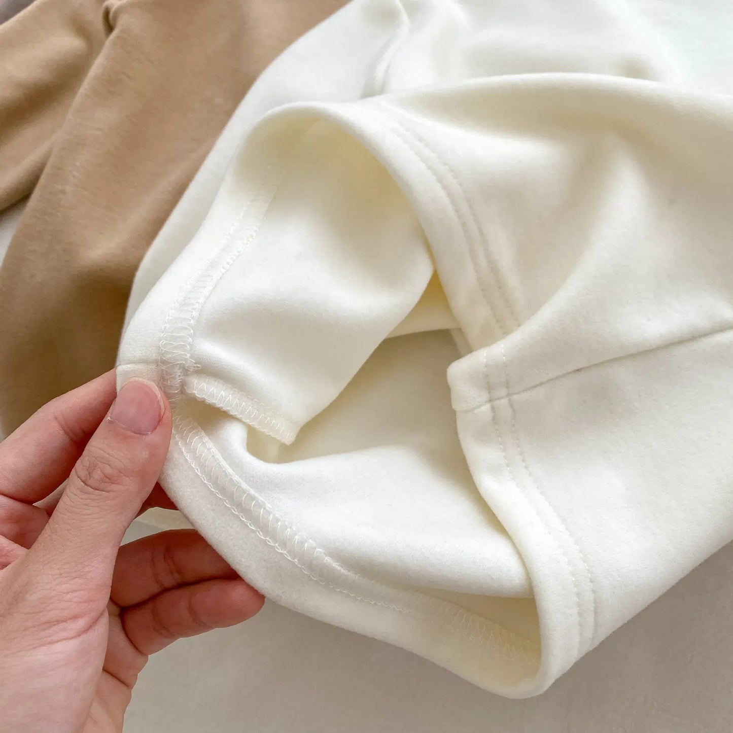 長袖Tシャツ ベビーキッズトップス シンプルベーシックハイネックボトルネック長袖Tシャツ【mh0008364】