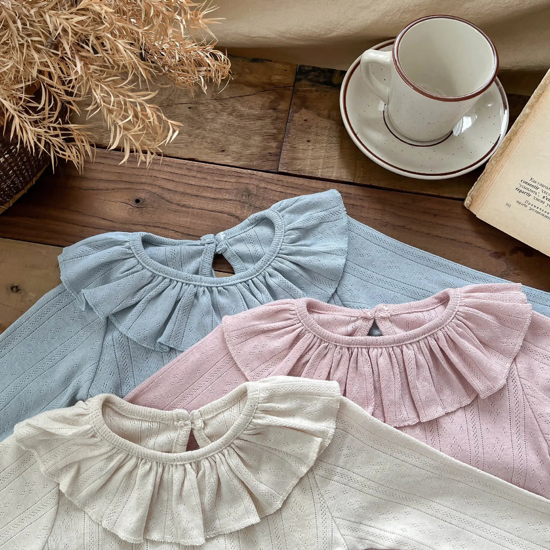 長袖Tシャツ ベビートップス ラッフルフリル襟長袖Tシャツカットソー【mh0008698】