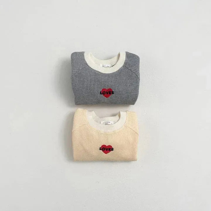 長袖Tシャツ キッズトップス ハートロゴ刺繍長袖Tシャツ【mh0008738】