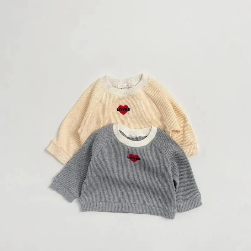 長袖Tシャツ キッズトップス ハートロゴ刺繍長袖Tシャツ【mh0008738】