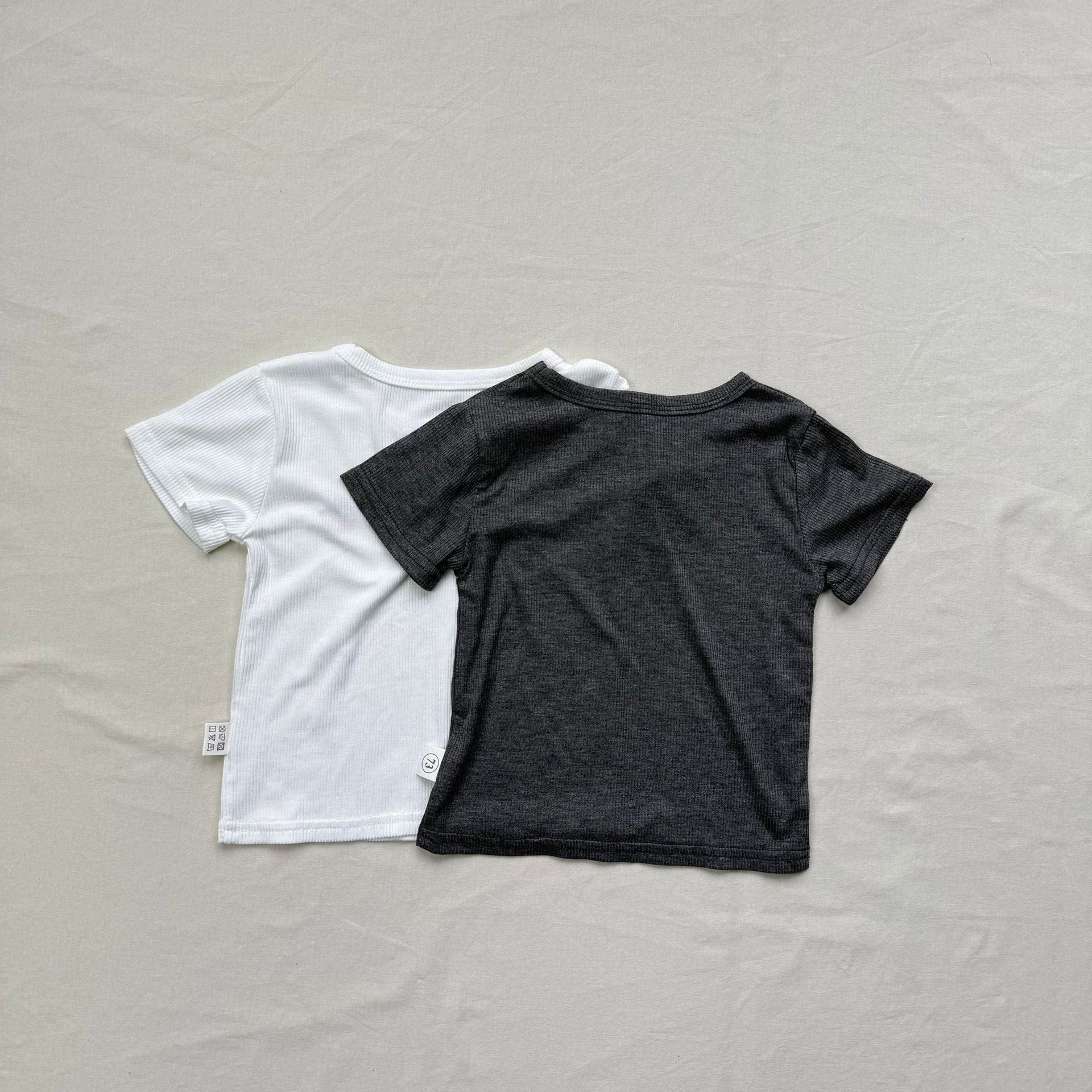 半袖Tシャツ いちご刺繍半袖Tシャツ【mh0010416】