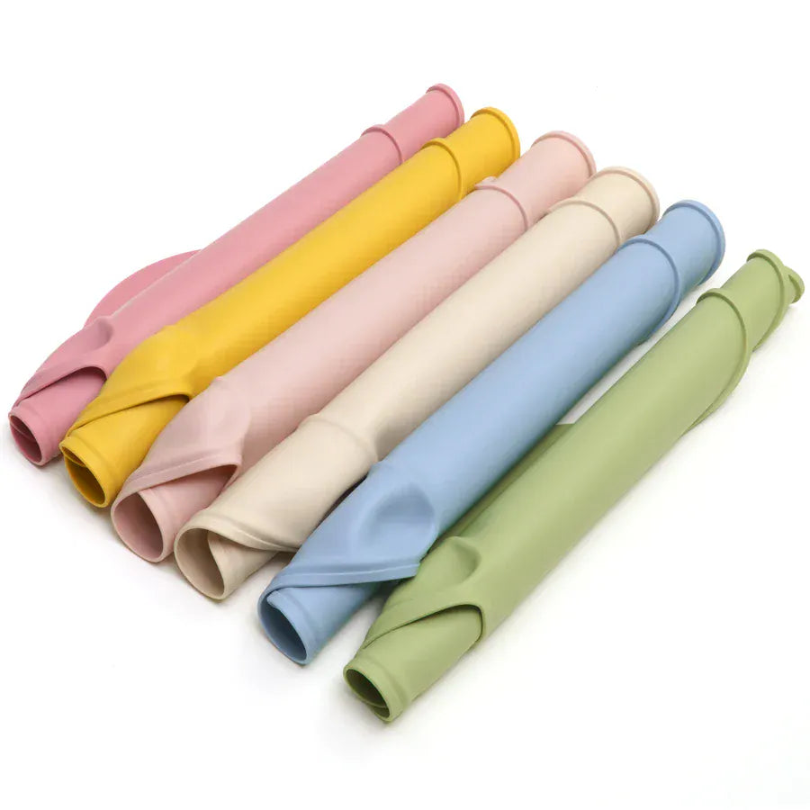 お食事マット ＊メーカー直送＊ ベビー 雲型 シリコンプレースマット ランチョンマット 防水 キッズマット 子供用食事マット【mh0005825】