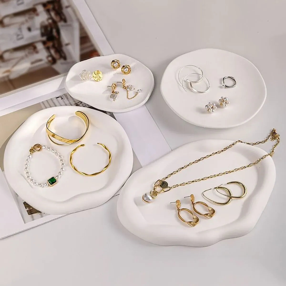 トレー・小物入れ 変形石膏プレート パレット アクセサリー収納 テーブル小物置き 撮影小物【mh0004318】