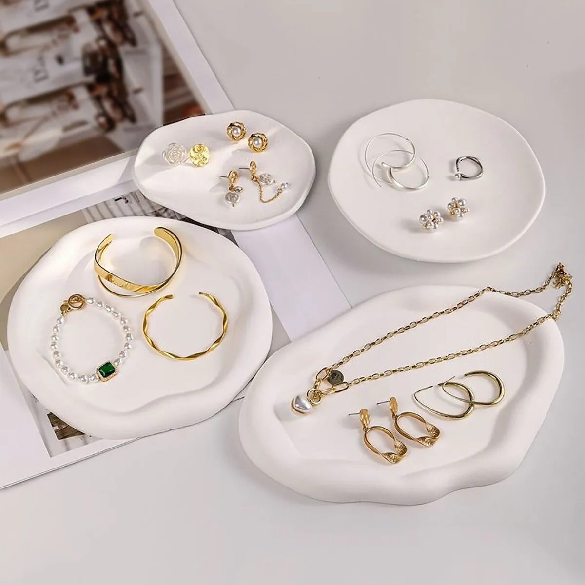 トレー・小物入れ 変形石膏プレート パレット アクセサリー収納 テーブル小物置き 撮影小物【mh0004318】