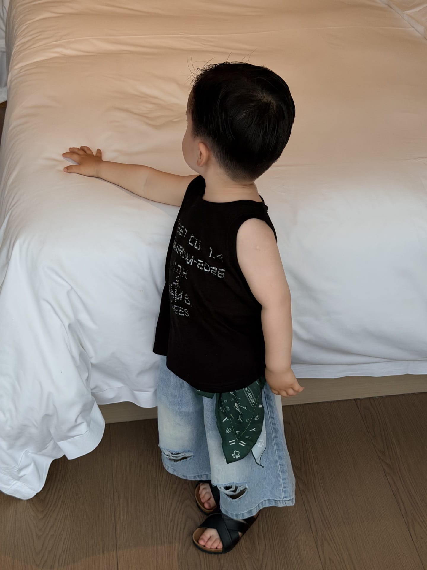 ダメージ加工 色落ちデニム クロップドワイドパンツ ストリート【mh0013701】 cicikids デニムパンツ