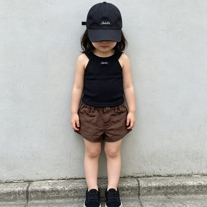 キッズのブラウン系コーデュロイ ショートパンツ、ハート型バックポケット