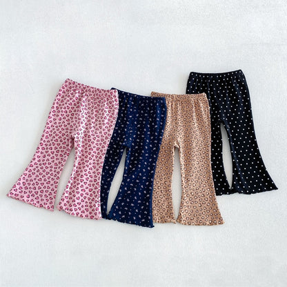 キッズ ヒョウ柄フレアパンツ（ピンク、ネイビー、ブラウン、ブラック）並び