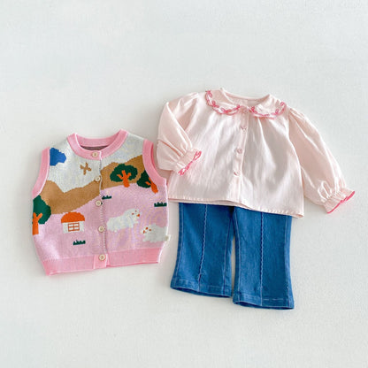 キッズ用セット：ピンク系ニットベストと白ブラウス、青デニムパンツ