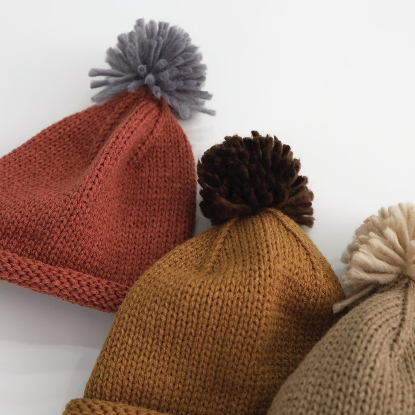 ベビー用帽子 キッズ帽子 ニットキャップ ぽんぽん付き ロールブリム【mh0011781】