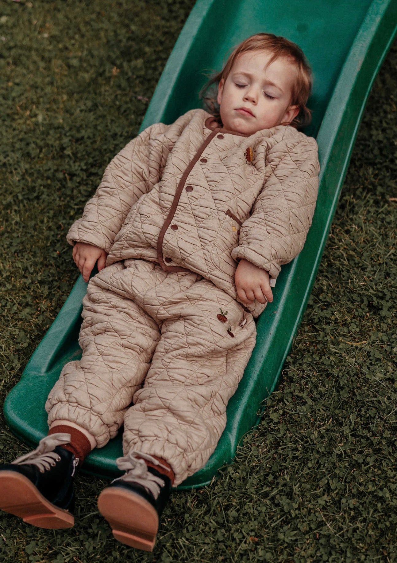 ロングパンツ・スウェットパンツ キルトパンツ 刺繍 ジョガーパンツ アウター【mh0011638】