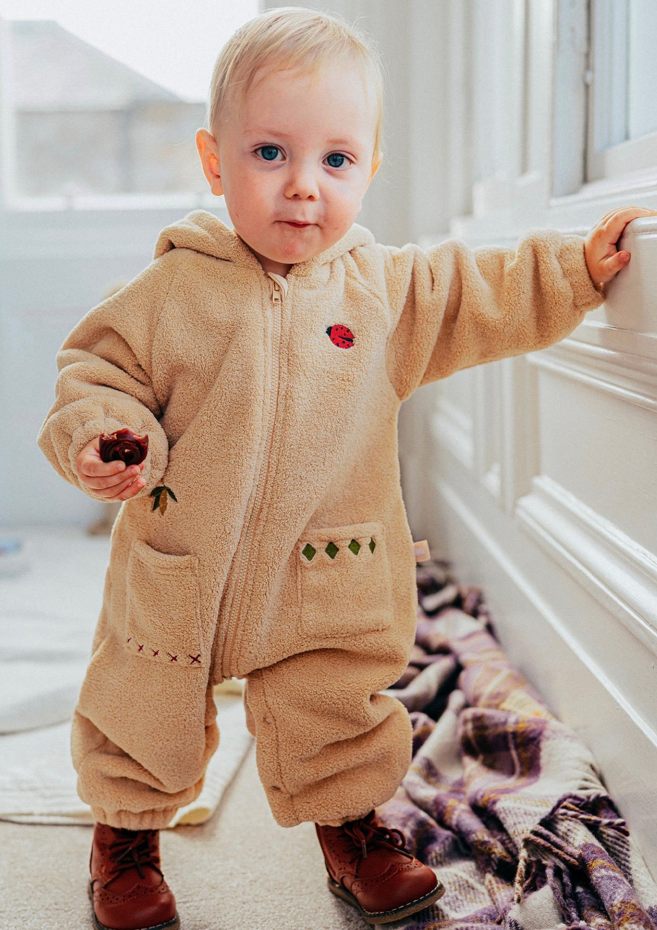 アウタージャンプスーツ 長袖ロンパース ボア素材 ウサギ耳フード ジップアップ カバーオール【mh0011648】