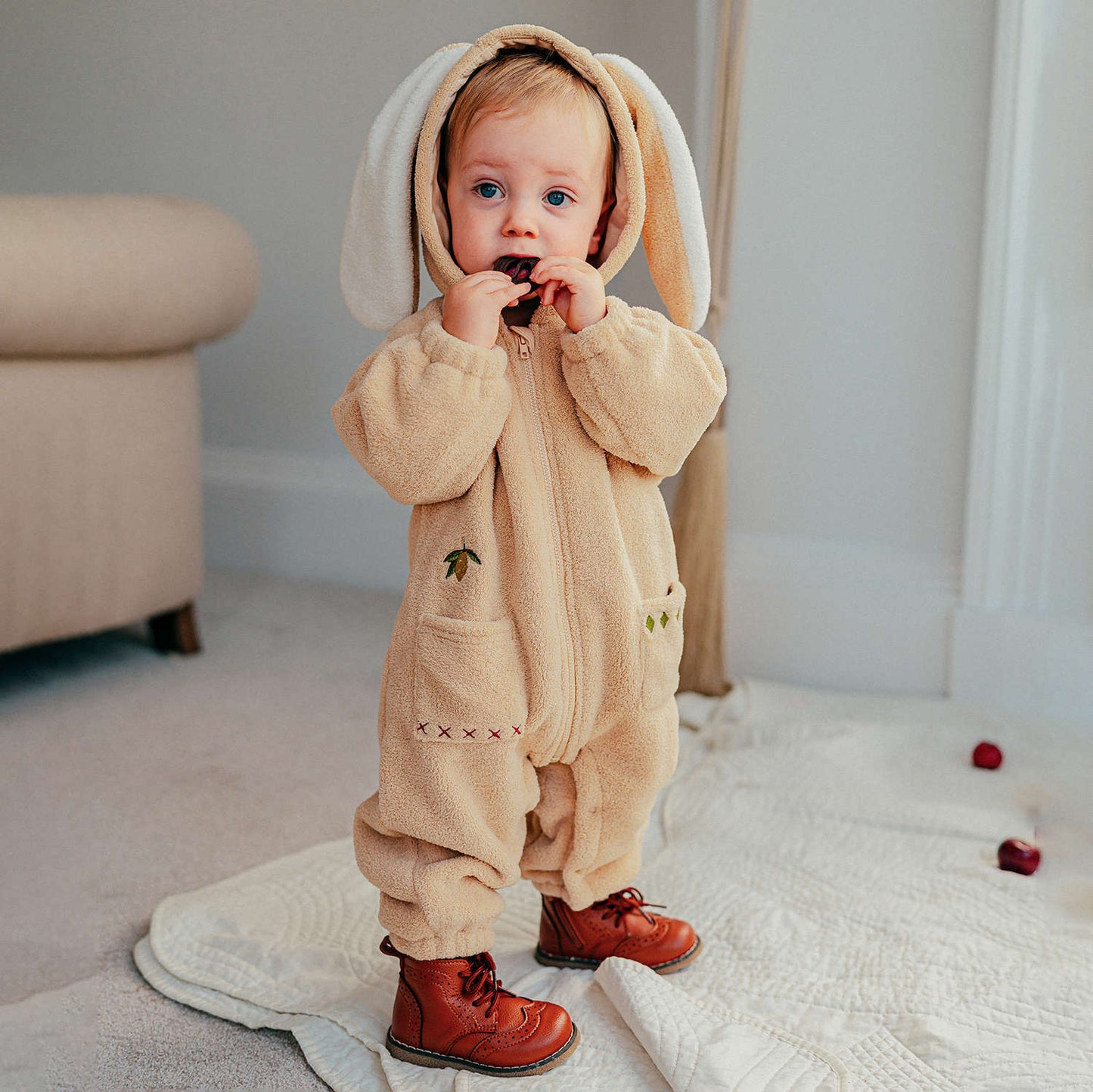 アウタージャンプスーツ 長袖ロンパース ボア素材 ウサギ耳フード ジップアップ カバーオール【mh0011648】