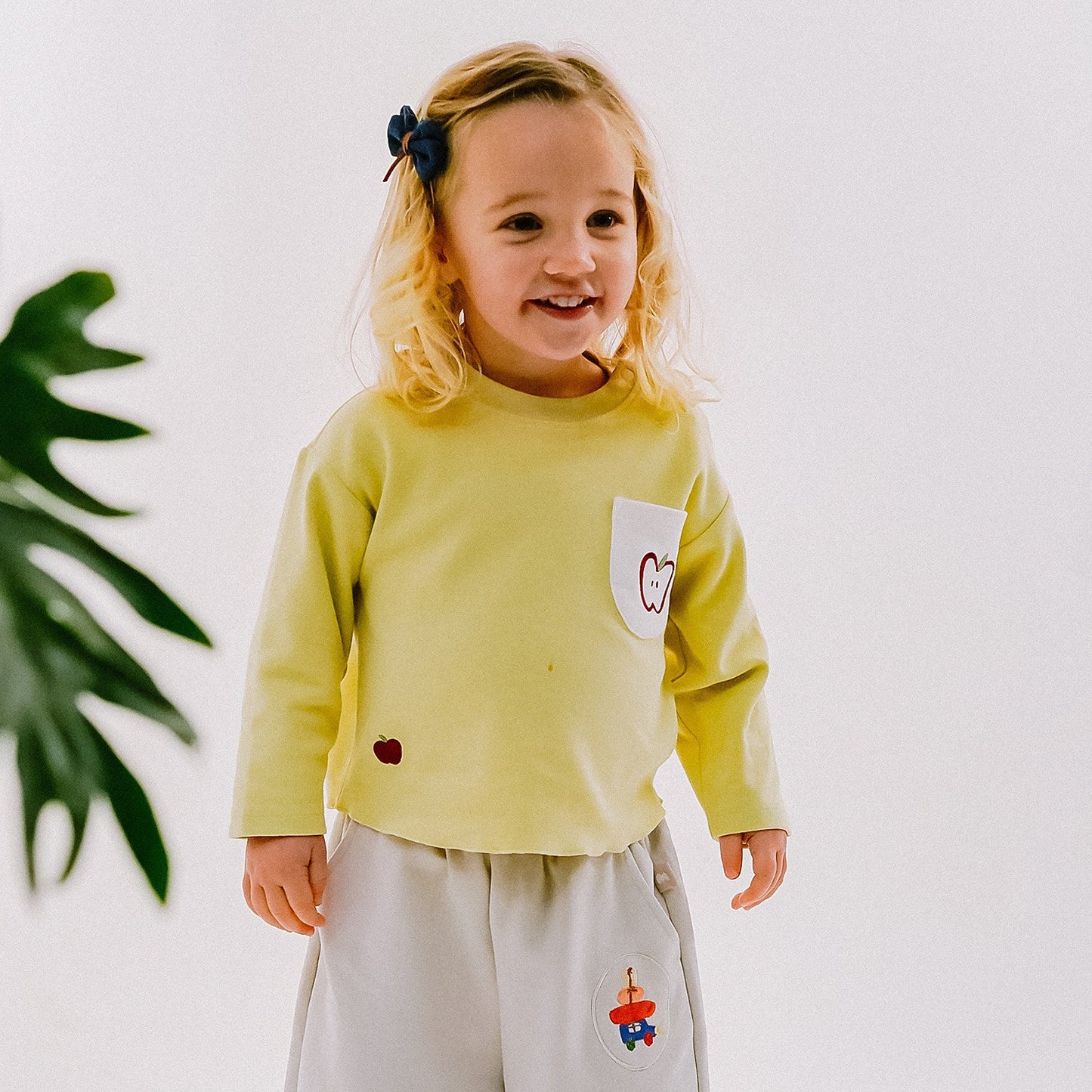 mua qiaqia | Fruit Patch Long Sleeve Tee フルーツパッチ 長袖Tシャツ【mh0020124】 Light yellow / 73CM mamahalo shop