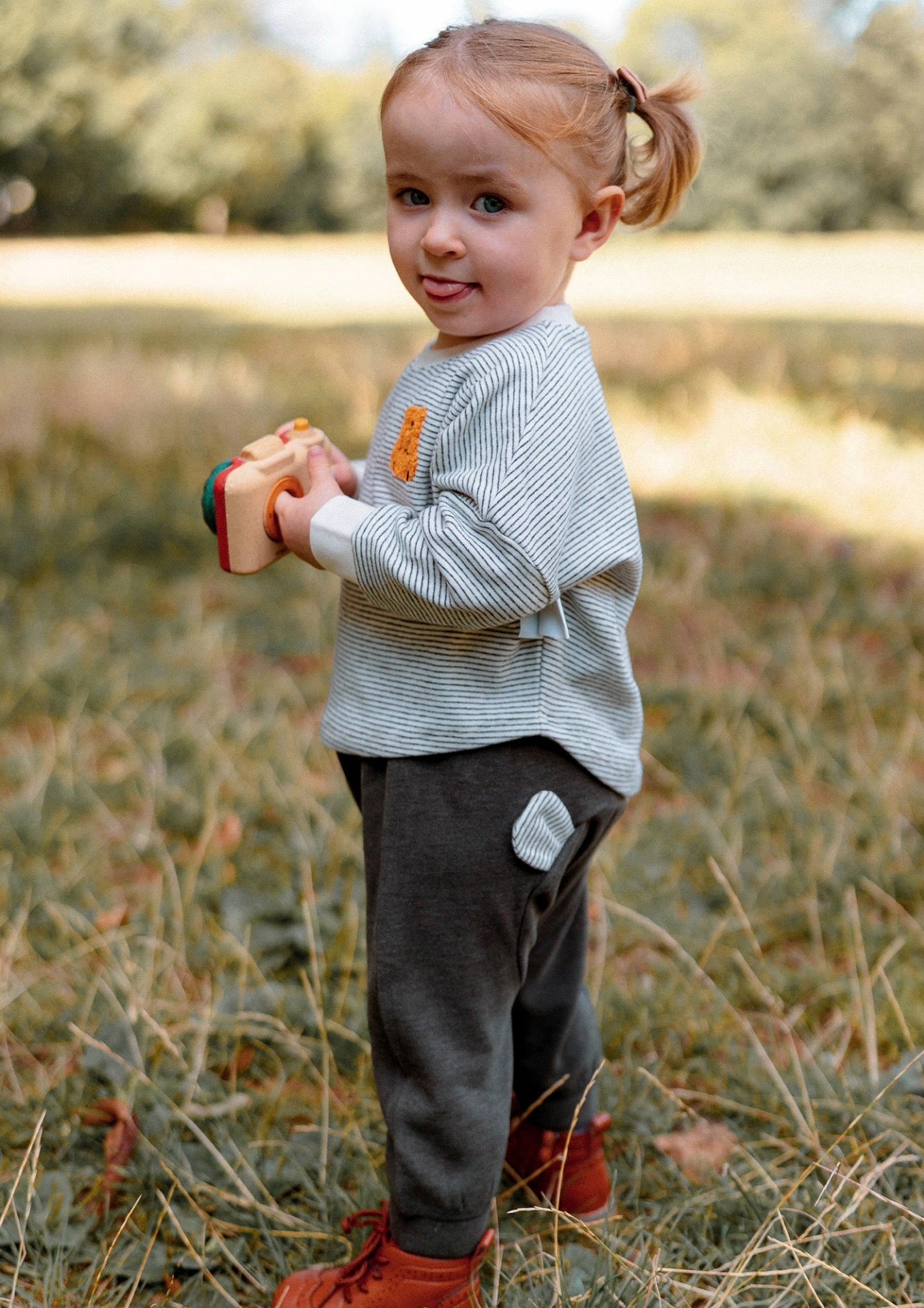 長袖Tシャツ 長袖Tシャツ ボーダー柄 ベアくま刺繍 プルオーバー トップス カットソー【mh0011639】