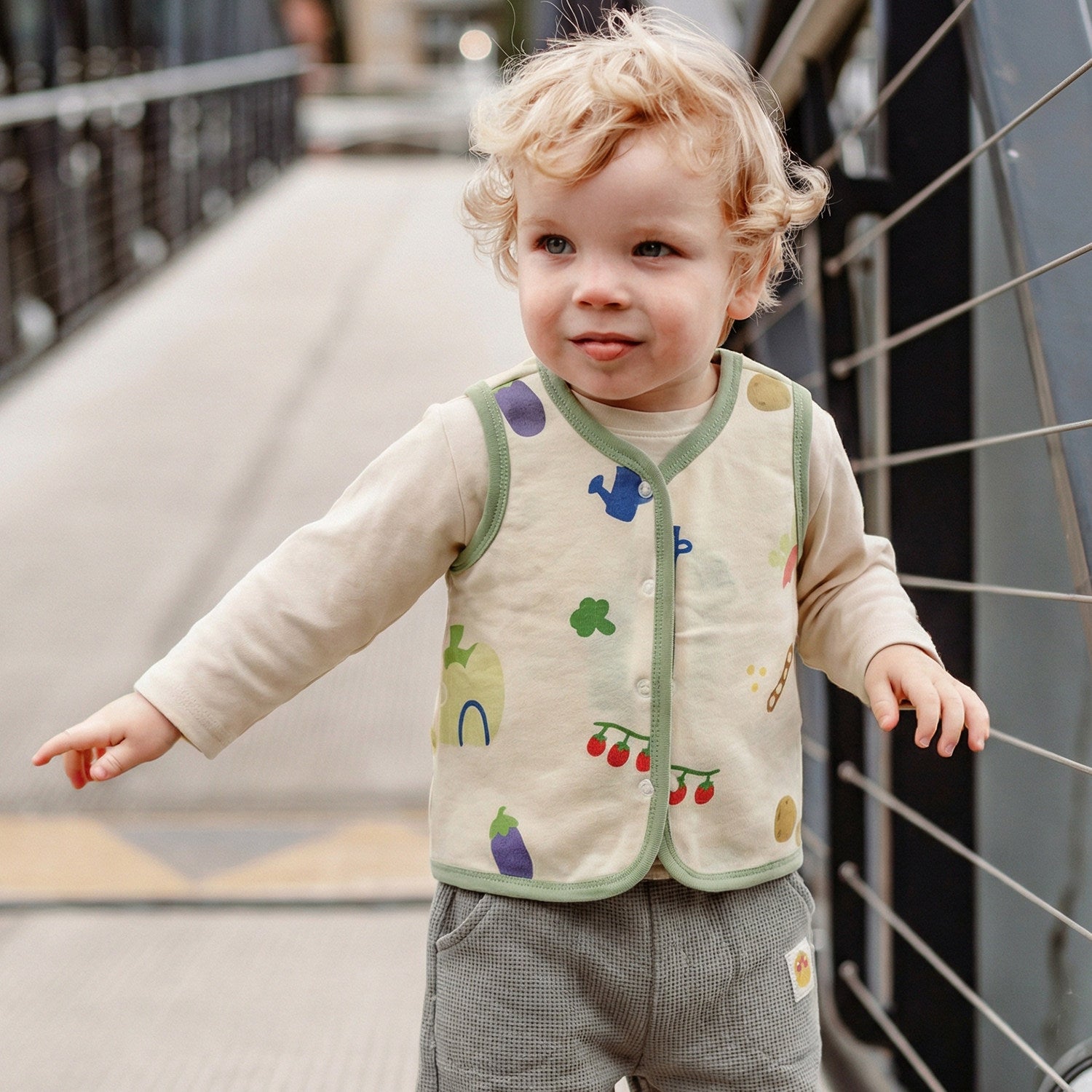 mua qiaqia | Vegetable Print Cotton Vest 総柄 コットンベスト【mh0020109】 mamahalo shop