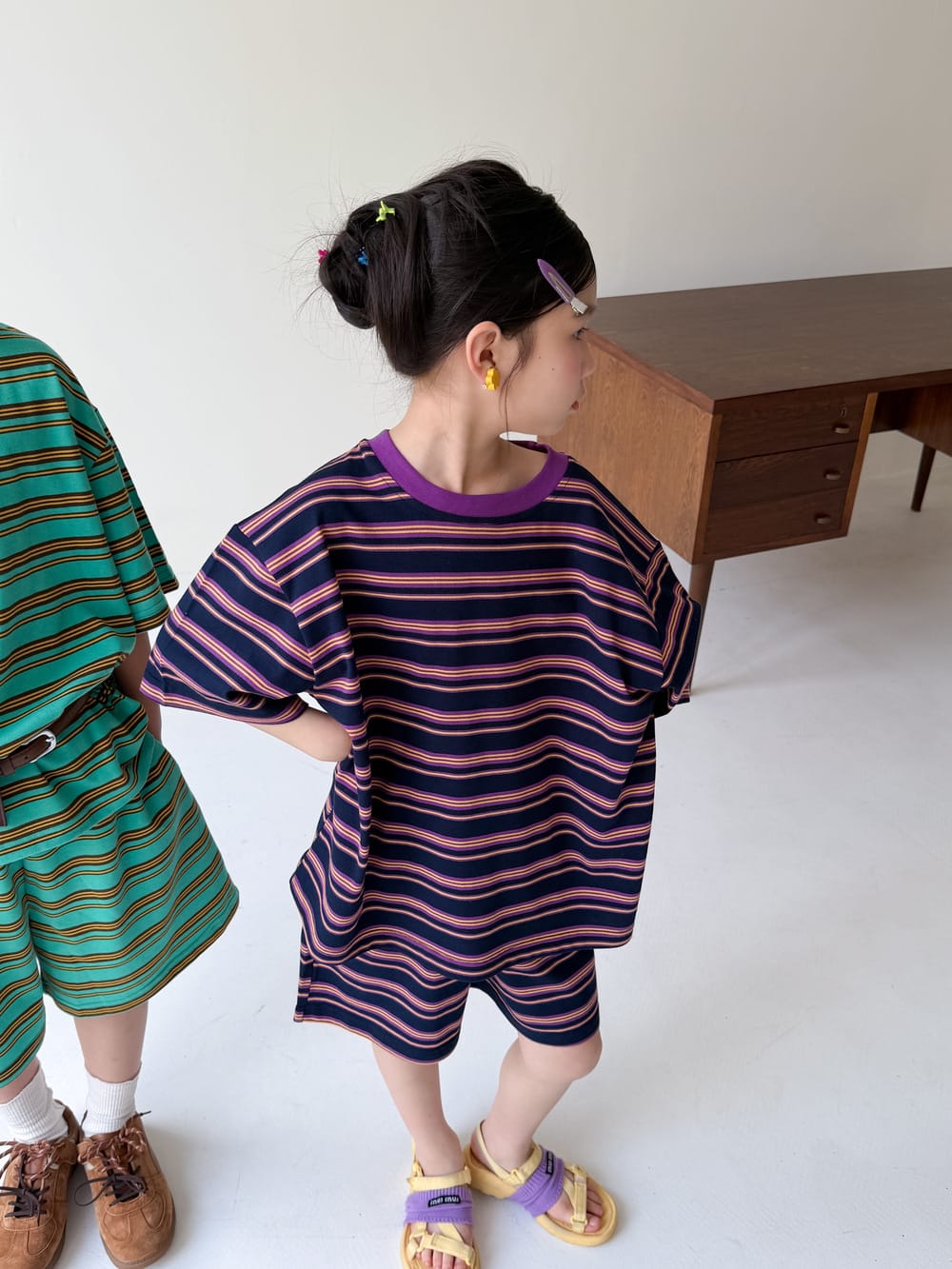 Multi Stripe Drop Shoulder Loose Set マルチボーダー 半袖Tシャツ ハーフパンツ セット【mh0013521】 Purple / 100cm KUMAI.KIDS 半袖セットアップ