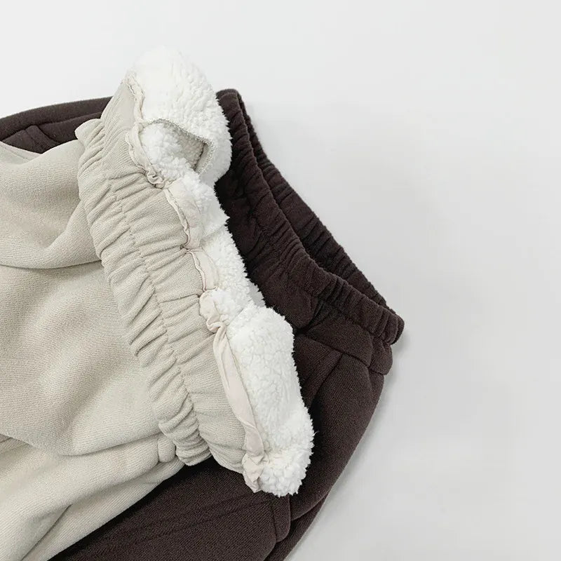 ロングパンツ・スウェットパンツ キッズパンツ 裏ボアフリーススポーツスタイルロングスウェットパンツ【mh0008171】