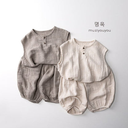 タンクトップ・キャミソール・ノースリーブトップス シンプルナチュラルノースリーブシャツ【mh0010475】