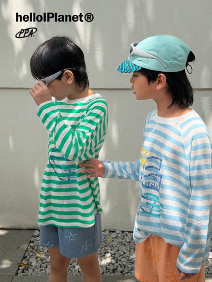 ボーダー長袖ラグランTシャツ（緑×白）背面ストライプと星モチーフプリント