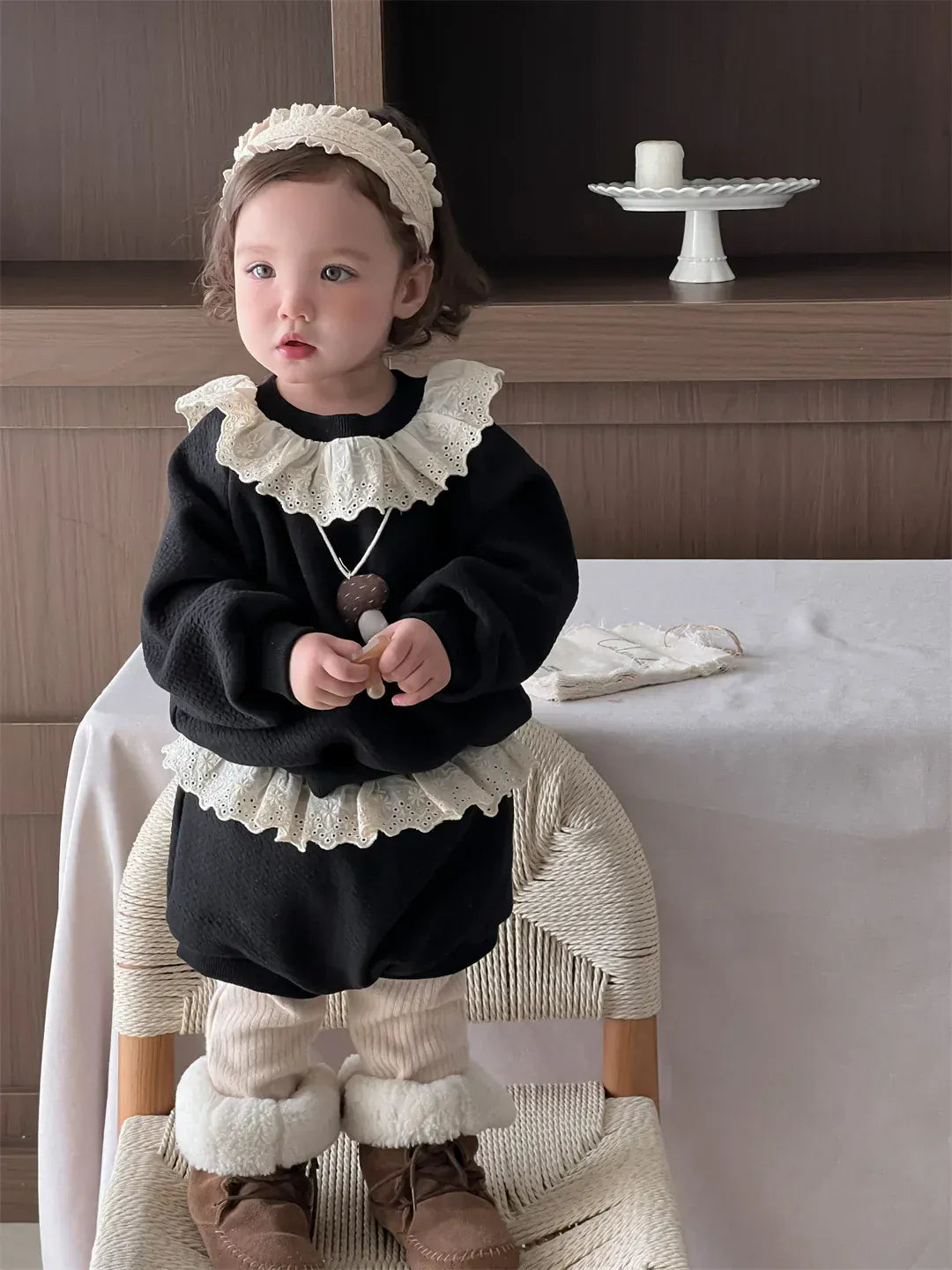 長袖セットアップ ベビーセットアップ 2点セット 裏フリースレースラッフル襟長袖プルオーバー+バルーンショートパンツ【mh0007829】