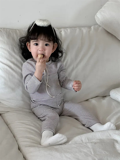 長袖パジャマ ベビーセットアップ 2点セット 長袖パジャマセット 天使の羽根ボーダー長袖Tシャツ+ハイウェストロングパンツ【mh0008425】