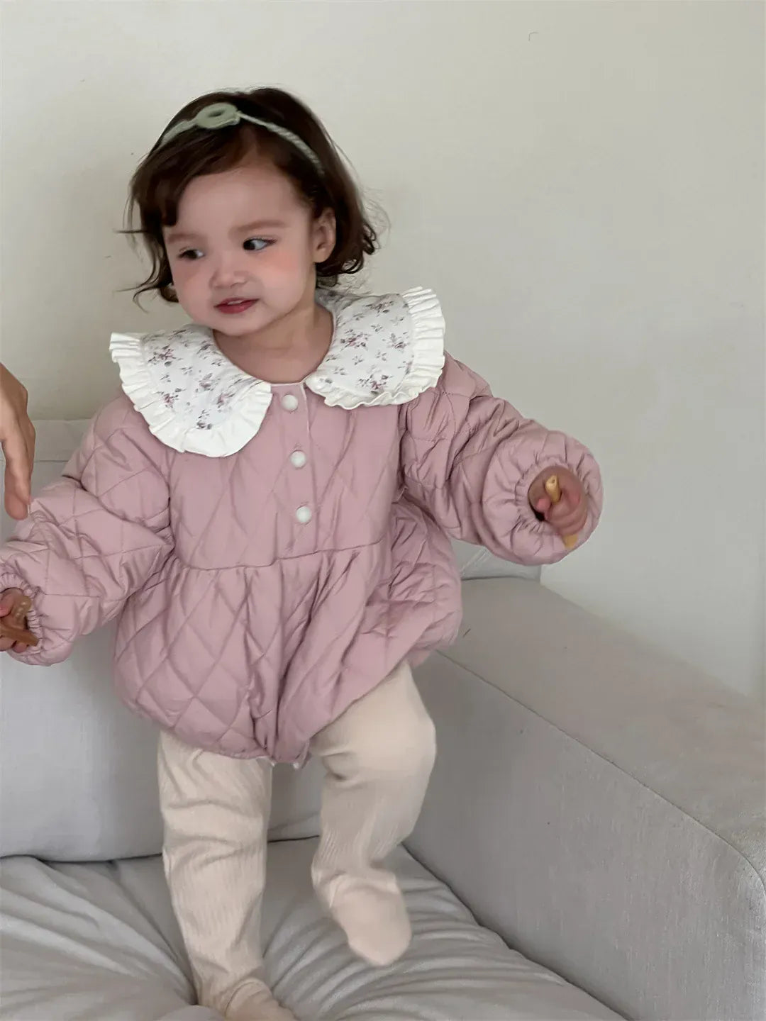 長袖ロンパース ベビーアウターロンパース フラワープリントフリル襟キルティング防寒長袖ボディスーツ【mh0007811】