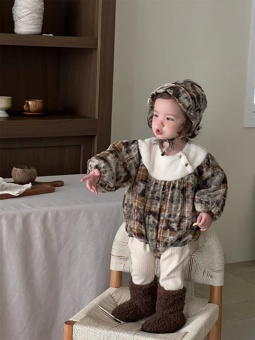 長袖ロンパース ベビーロンパース ボアフリースドッキングレトロプリント厚手長袖ボディスーツ【mh0007830】