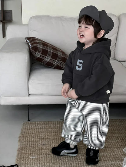 トレーナー・フーディ ベビートップス ナンバーロゴプリント裏フリースフーディ長袖スウェットパーカー【mh0007975】