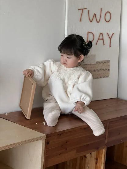 長袖ロンパース ベビーロンパース 刺繍レースフリース厚手長袖ボディスーツ【mh0008418】