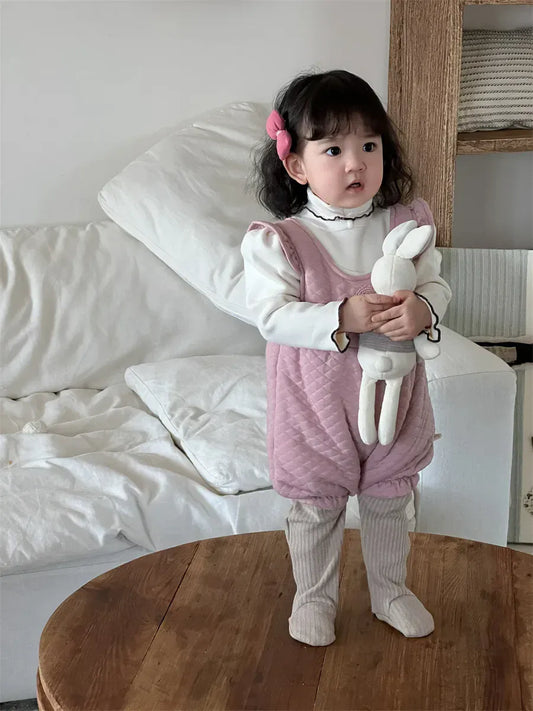 ノースリーブジャンプスーツ ベビーサロペット キルティングフリルショルダーノースリーブジャンプスーツ【mh0008422】