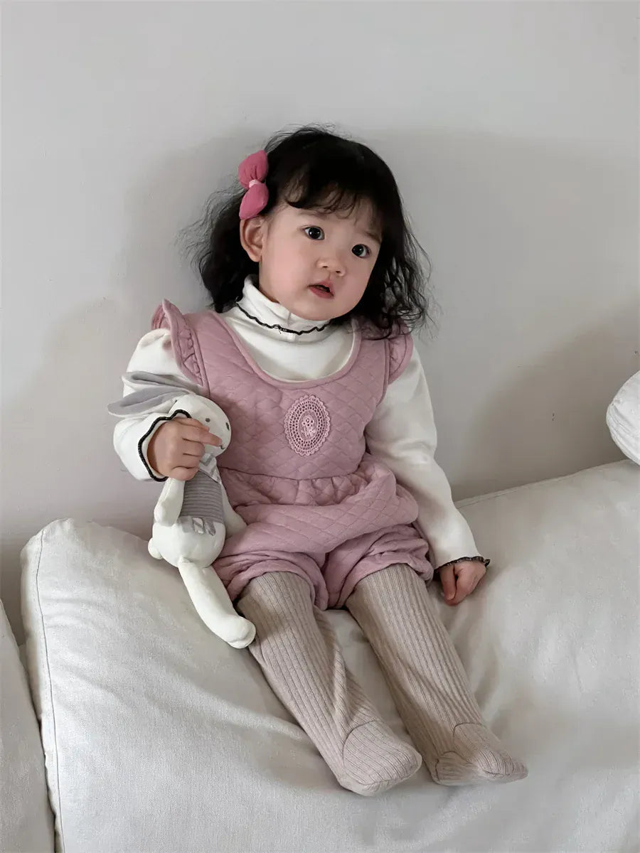 ノースリーブジャンプスーツ ベビーサロペット キルティングフリルショルダーノースリーブジャンプスーツ【mh0008422】