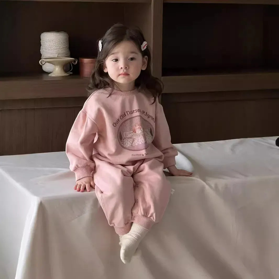 長袖ロンパース ベビーロンパース レトロガーリープリント長袖ジャンプスーツ【mh0008526】