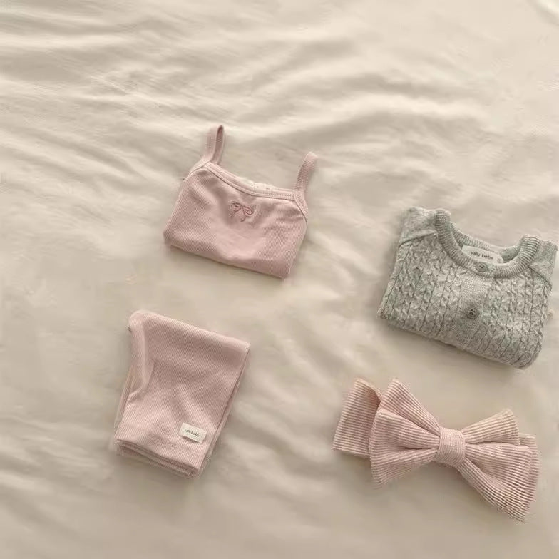 ノースリーブセットアップ Pink / 9M  73CM ベビーセットアップ 2点セット キャミソール+ショートレギンス リボン刺繍 2カラー【mh0005604】
