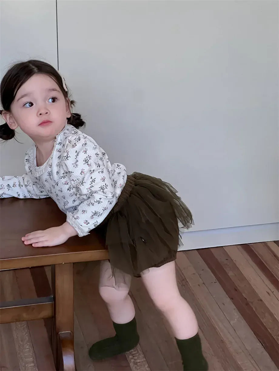 長袖セットアップ ベビートップス/パンツ  フラワー小花柄プリント長袖Tシャツ/チュチュチュールスカートドッキングショートパンツ【mh0008306】