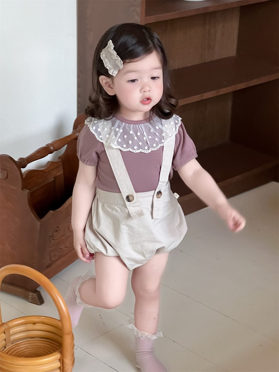 半袖セットアップ レースラッフル襟半袖Tシャツ/サスペンダーブルマパンツ【mh0009914】