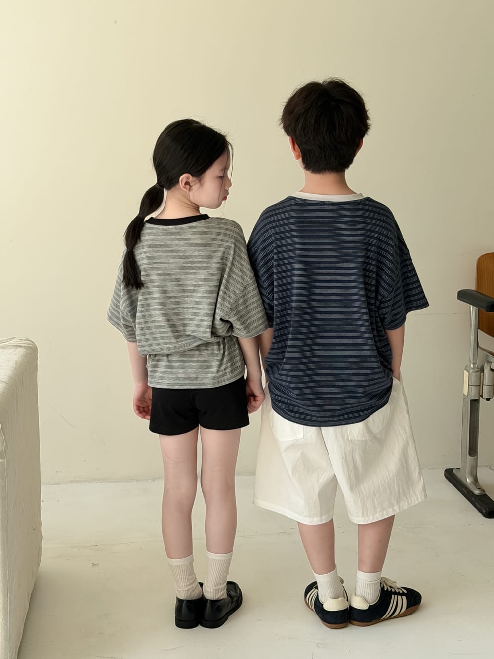 Oversized Striped Lettering Tee ボーダー 半袖Tシャツ【mh0013512】 KUMAI.KIDS 半袖Tシャツ