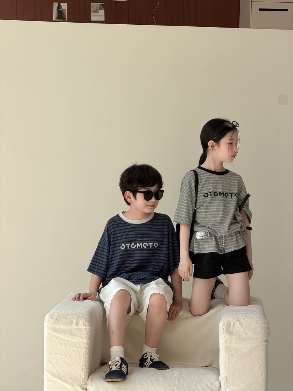 Oversized Striped Lettering Tee ボーダー 半袖Tシャツ【mh0013512】 KUMAI.KIDS 半袖Tシャツ