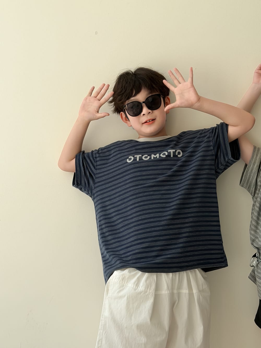 Oversized Striped Lettering Tee ボーダー 半袖Tシャツ【mh0013512】 Navy Blue / 100cm KUMAI.KIDS 半袖Tシャツ