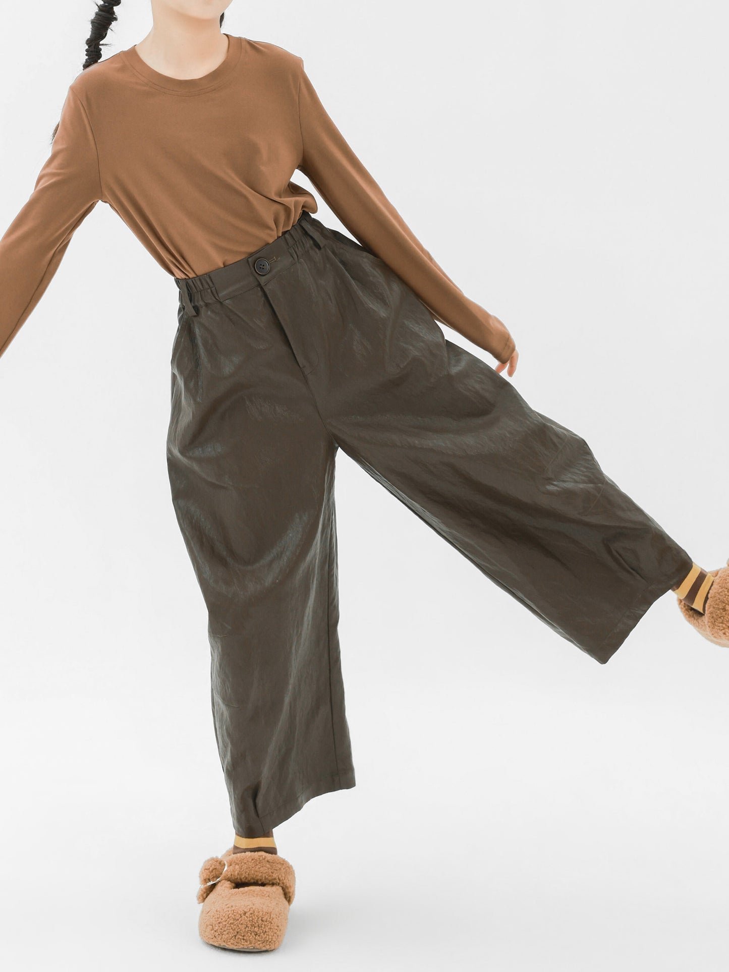 ロングパンツ・スウェットパンツ Pawpaw Liu | Retro Coffee PU Leather Pants レトロフェイクレザーロングパンツ【mh0020066】